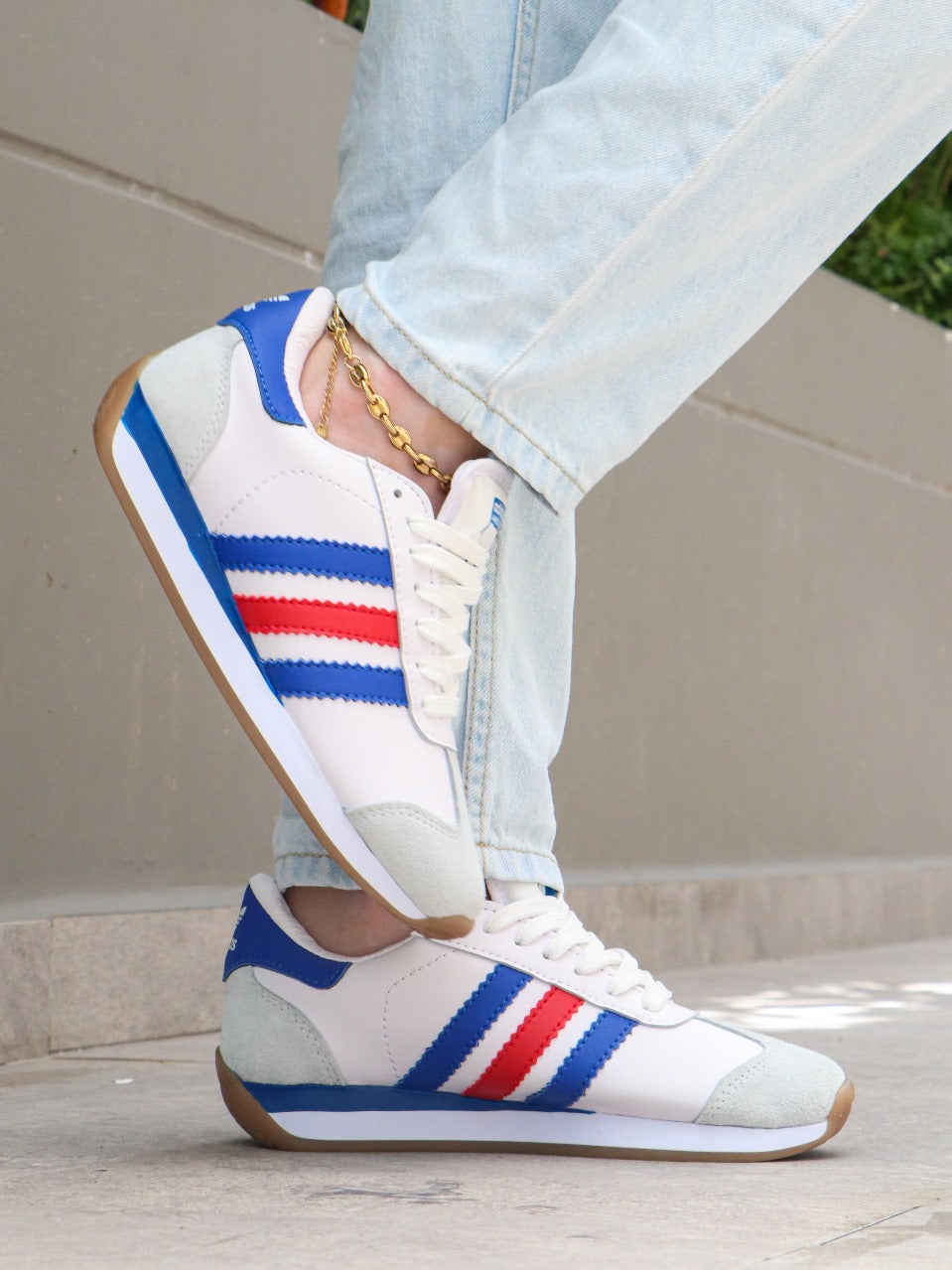 ADIDAS COUNTRY Y30+OBSEQUIO